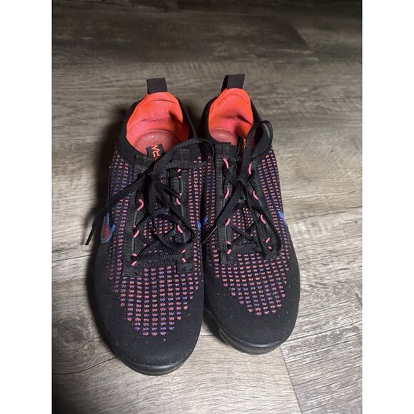 Nike Air VaporMax Flyknit 2021 Black Hyper Pink Size 9W - Picture 4 of 6